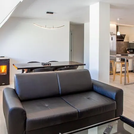 Precioso Loft En Mino. *